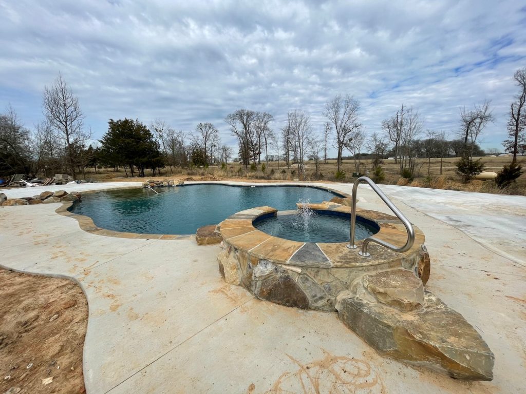 Lake Fork Farm Check out and enjoy our brand new and impressive swimming pool and jacuzzi
